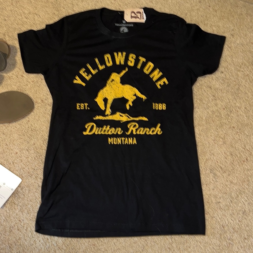 Yellowstone Dutton Ranch Womens T-Shirt